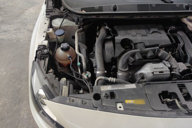 Used Peugeot 408 2018 350THP Automatic Luxury Edition Engine Bay Right