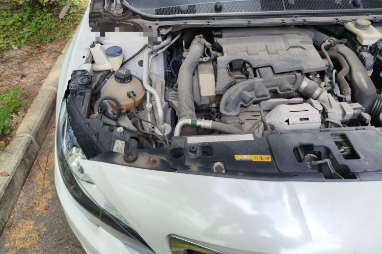 Used Peugeot 408 2018 350THP Automatic Luxury Edition Engine Bay Right