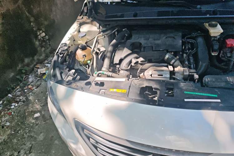 Used Peugeot 408 2018 350THP Automatic Luxury Edition Engine Bay Right