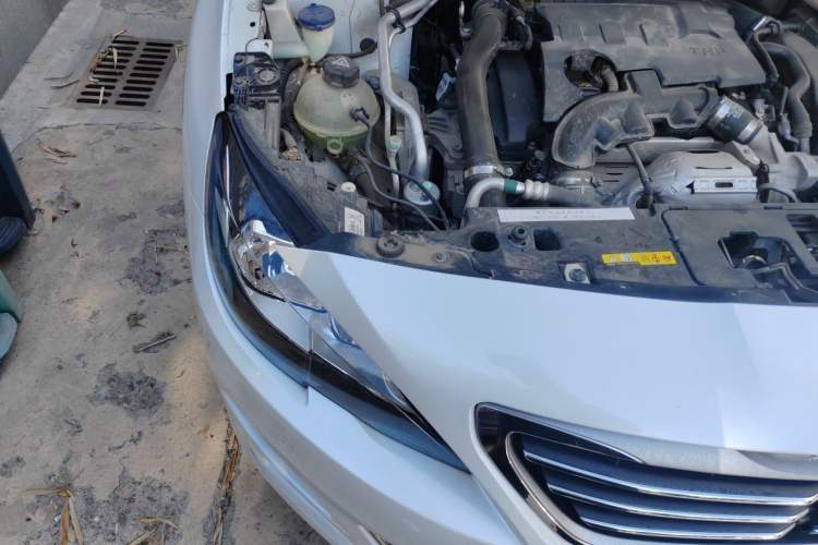 Used Peugeot 408 2018 350THP Automatic Luxury Edition Engine Bay Right