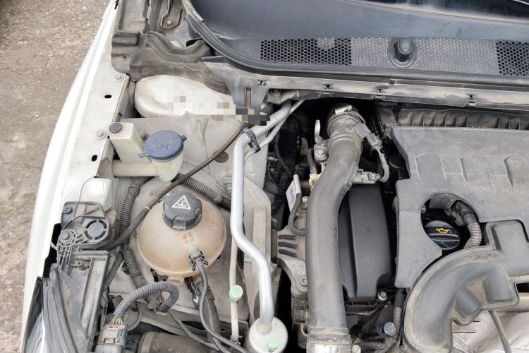 Used Peugeot 408 2018 350THP Automatic Luxury Edition Engine Bay Right