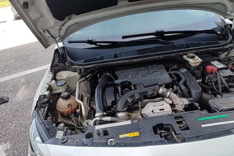 Used Peugeot 408 2018 350THP Automatic Luxury Edition Engine Bay Right