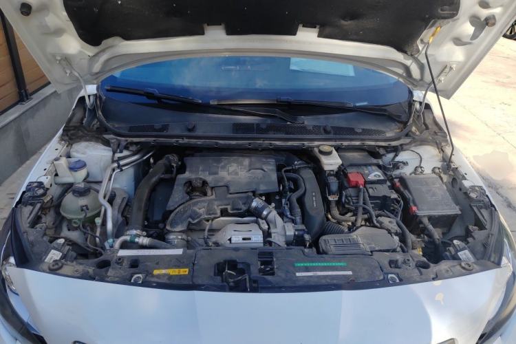 Used Peugeot 408 2018 350THP Automatic Luxury Edition Engine Bay