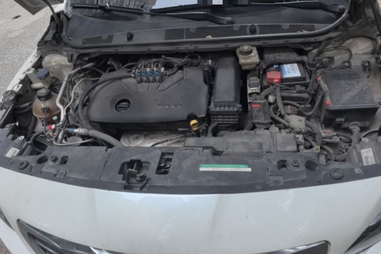 Used Peugeot 408 2018 Revised Version 1.8L Automatic Luxury Edition Engine Bay