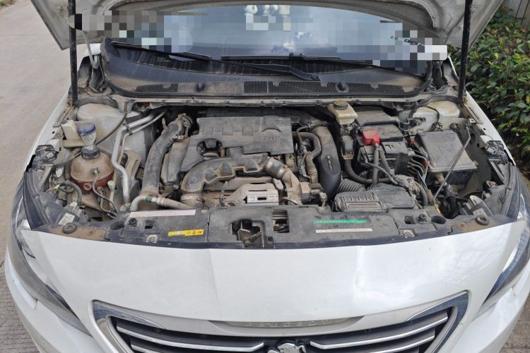 Used Peugeot 408 2018 350THP Automatic Luxury Edition Engine Bay