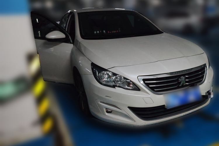 Used Peugeot 408 2018 230THP Automatic Luxury Edition Front Right 45 Deg