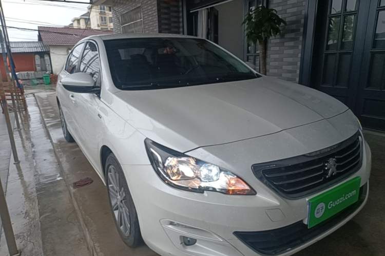 Used Peugeot 408 2018 350THP Automatic Luxury Edition Front Right 45 Deg