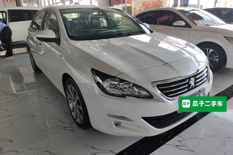 Used Peugeot 408 2018 350THP Automatic Luxury Edition Front Right 45 Deg