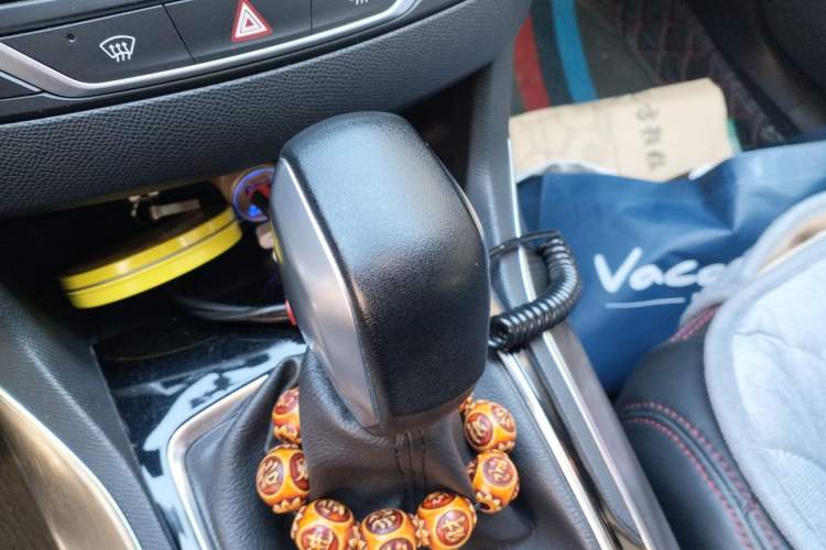 Used Peugeot 408 2018 350THP Automatic Luxury Edition Gear Lever