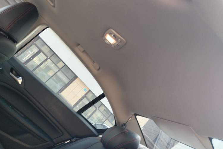 Used Peugeot 408 2018 350THP Automatic Luxury Edition Headliner