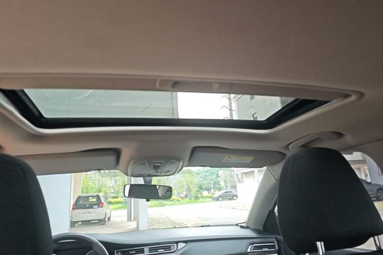 Used Peugeot 408 2018 350THP Automatic Luxury Edition Headliner