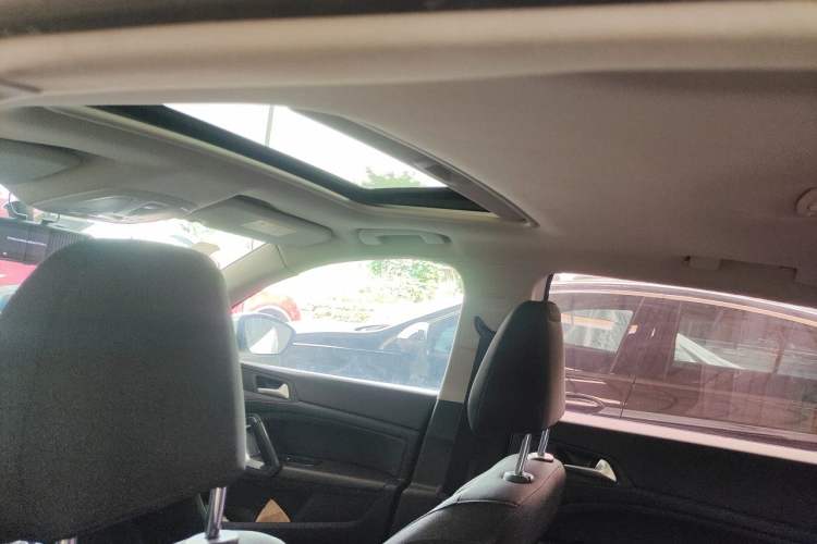 Used Peugeot 408 2018 350THP Automatic Luxury Edition Headliner