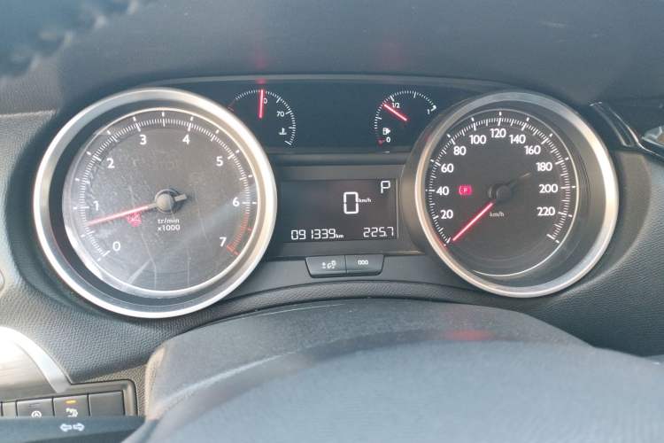 Used Peugeot 408 2018 350THP Automatic Luxury Edition Instrument Cluster