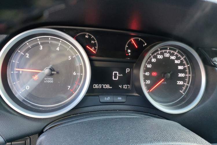 Used Peugeot 408 2018 350THP Automatic Luxury Edition Instrument Cluster