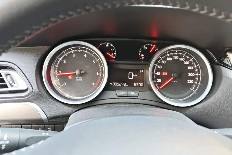 Used Peugeot 408 2018 230THP Automatic Luxury Edition Instrument Cluster