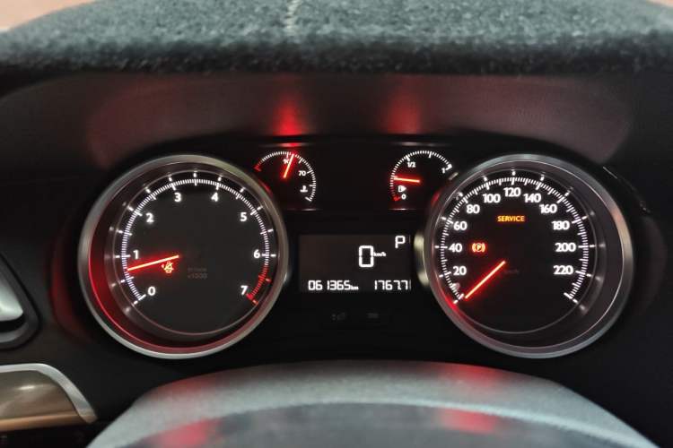 Used Peugeot 408 2018 350THP Automatic Luxury Edition Instrument Cluster