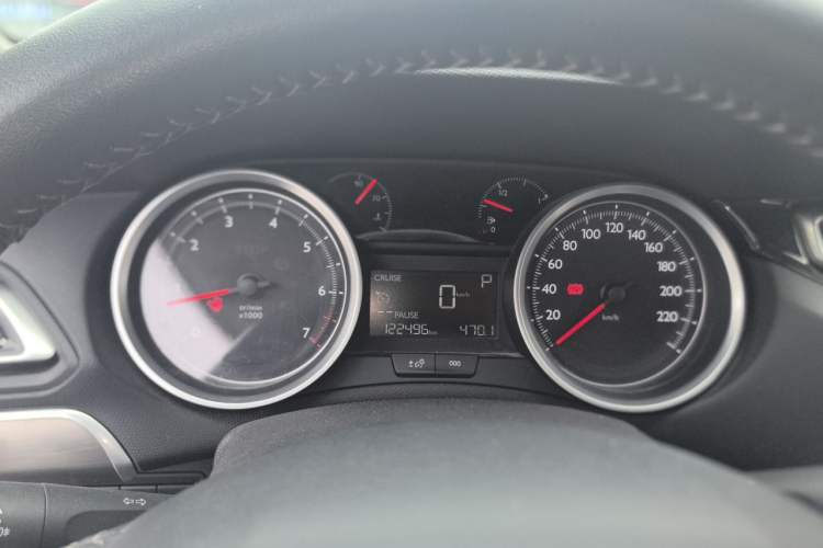 Used Peugeot 408 2018 350THP Automatic Luxury Edition Instrument Cluster