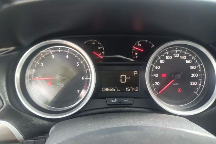 Used Peugeot 408 2018 1.8L Automatic Luxury Edition Instrument Cluster