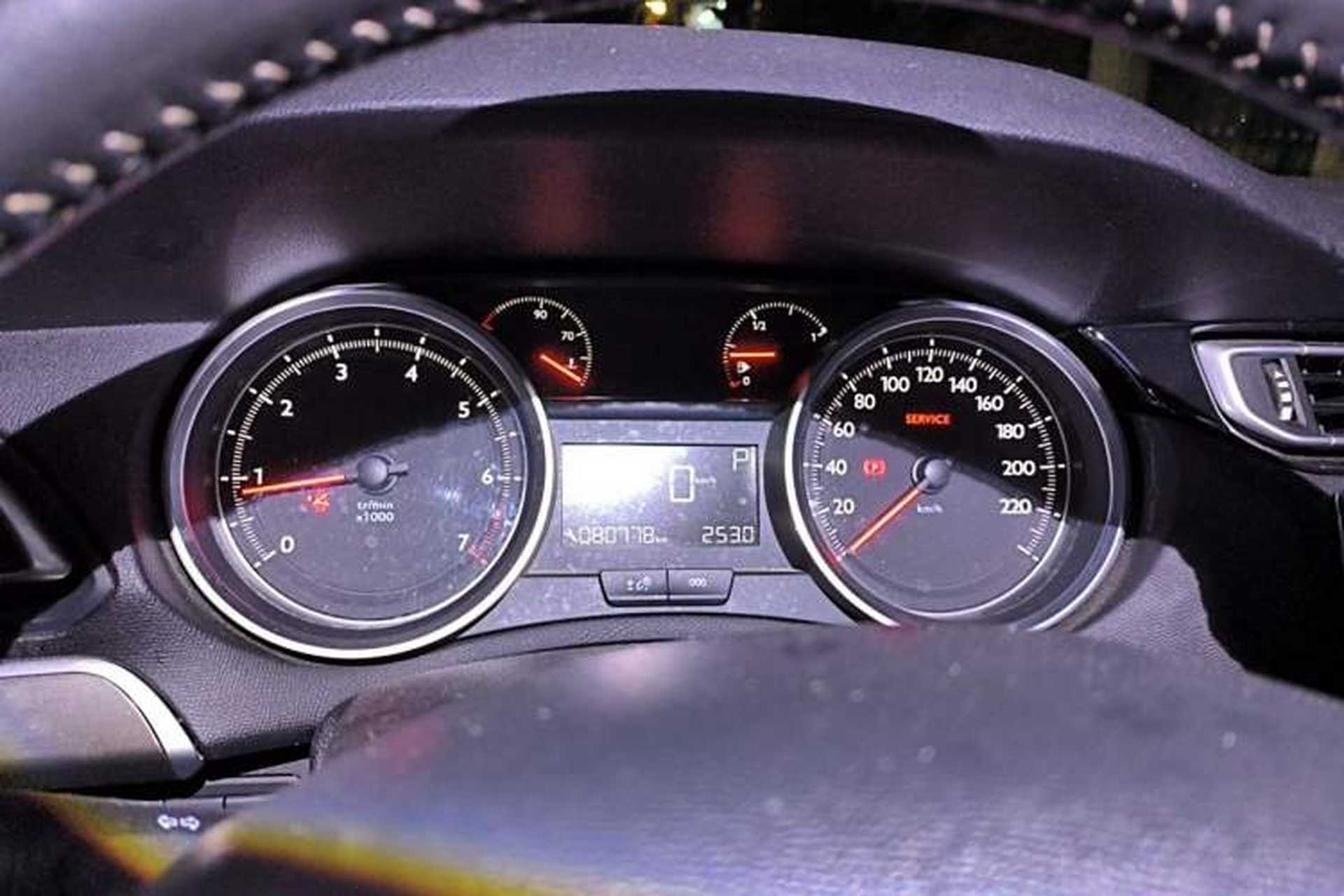 Used Peugeot 408 2018 230THP Automatic Luxury Edition Instrument Cluster