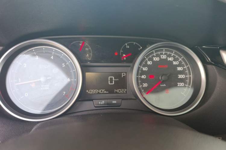 Used Peugeot 408 2018 350THP Automatic Luxury Edition Instrument Cluster
