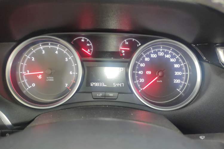 Used Peugeot 408 2018 350THP Automatic Luxury Edition Instrument Cluster