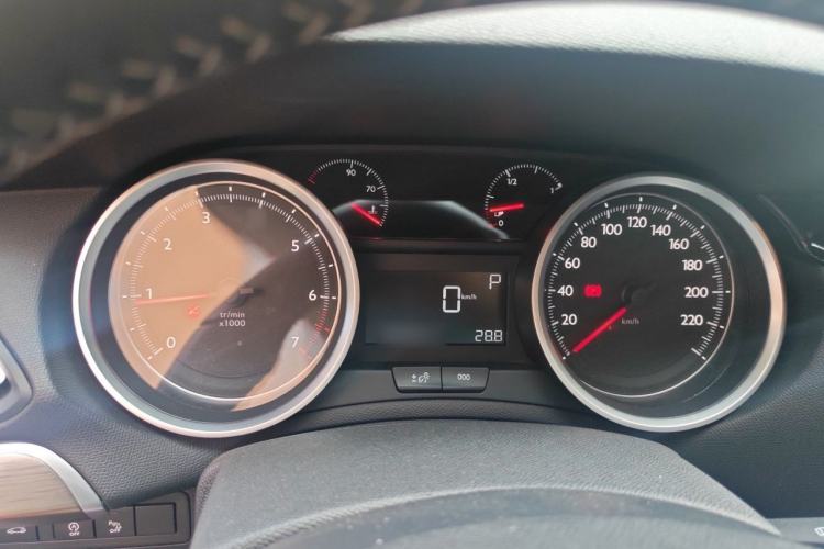 Used Peugeot 408 2018 350THP Automatic Luxury Edition Instrument Cluster