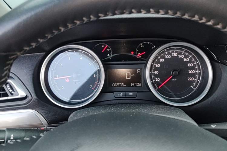 Used Peugeot 408 2018 350THP Automatic Luxury Edition Instrument Cluster