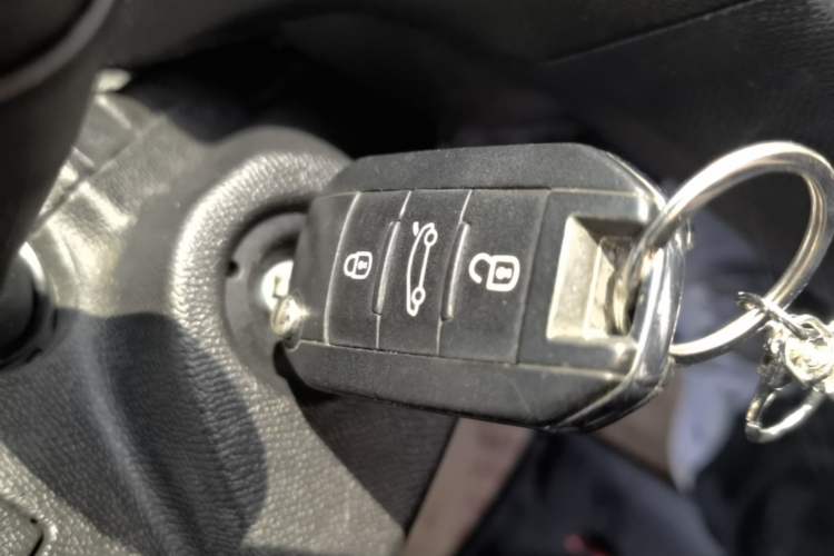 Used Peugeot 408 2018 Revised 350THP Automatic Luxury Edition Interior 1
