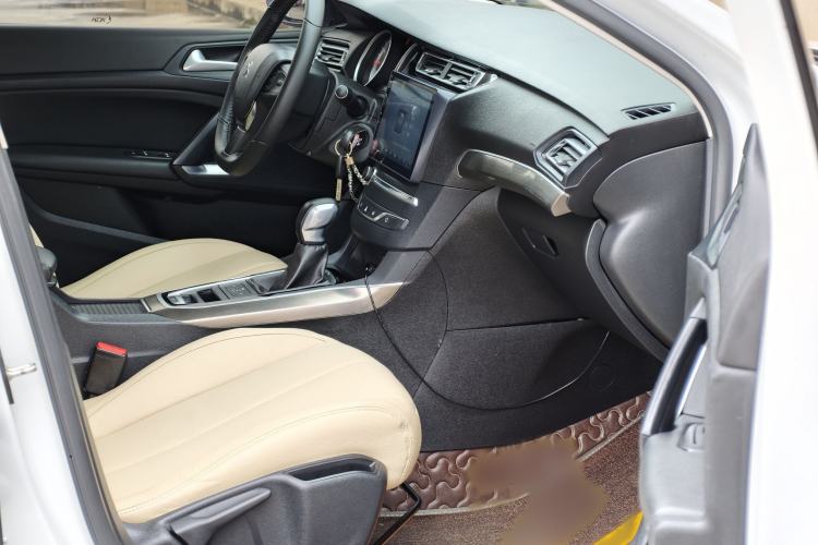 Used Peugeot 408 2018 Revised Version 230THP Automatic Luxury Edition Interior 1
