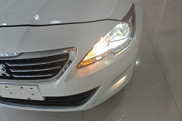 Used Peugeot 408 2018 350THP Automatic Luxury Edition Left Front Headlight