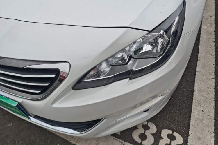 Used Peugeot 408 2018 Revised 350THP Automatic Luxury Edition Left Front Headlight