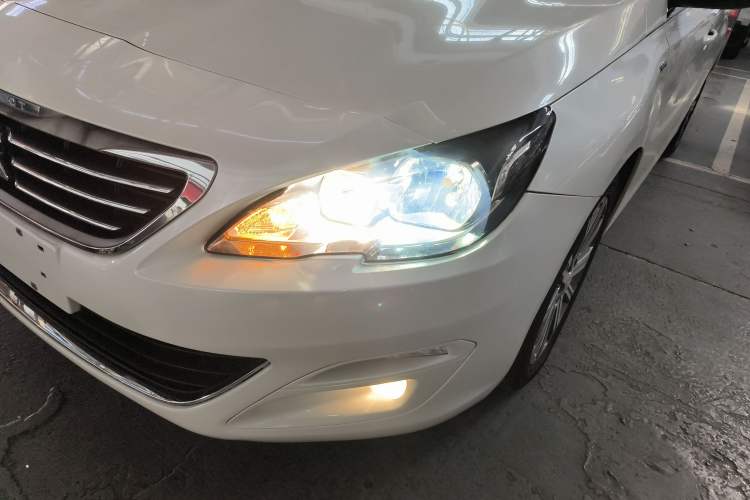 Used Peugeot 408 2018 Revised 350THP Automatic Luxury Edition Left Front Headlight