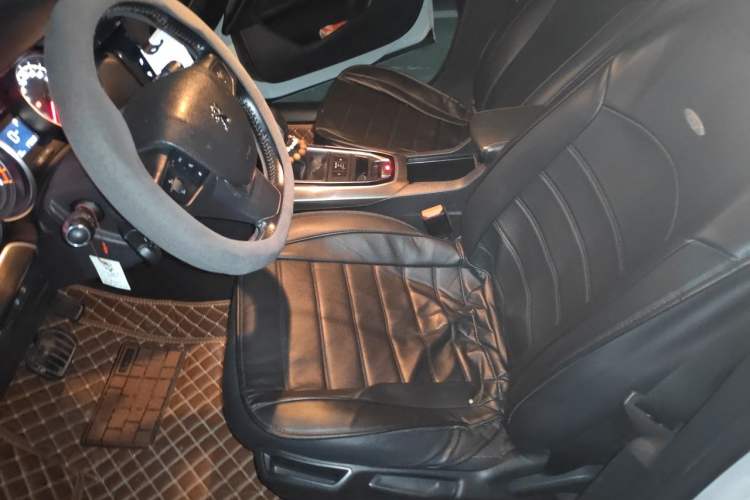 Used Peugeot 408 2018 Revised Version 1.8L Automatic Luxury Edition Left Front Seat