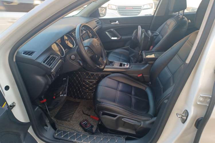 Used Peugeot 408 2018 350THP Automatic Luxury Edition Left Front Seat