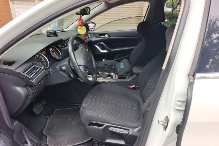 Used Peugeot 408 2018 Revised 350THP Automatic Luxury Edition Left Front Seat