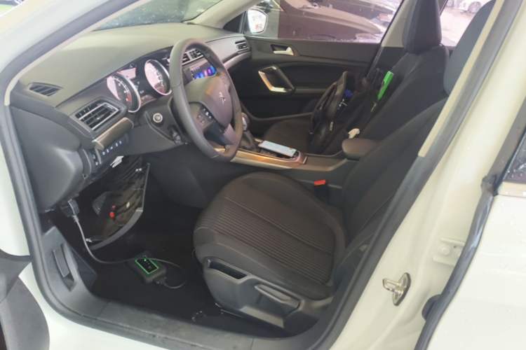Used Peugeot 408 2018 Revised 350THP Automatic Luxury Edition Left Front Seat