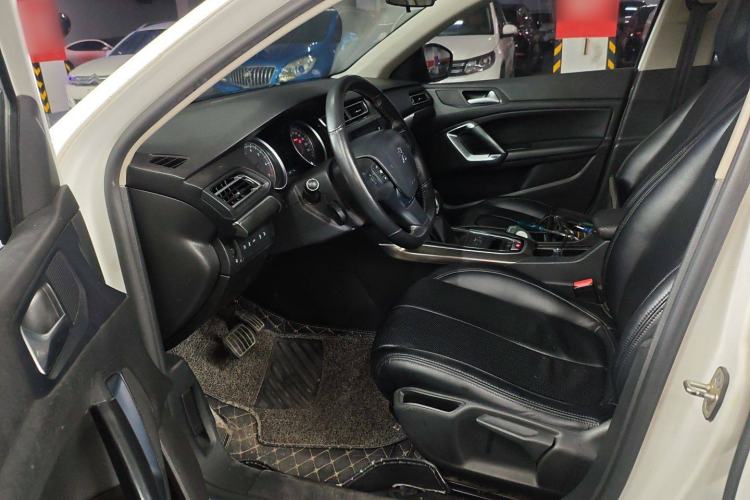 Used Peugeot 408 2018 350THP Automatic Luxury Edition Left Front Seat
