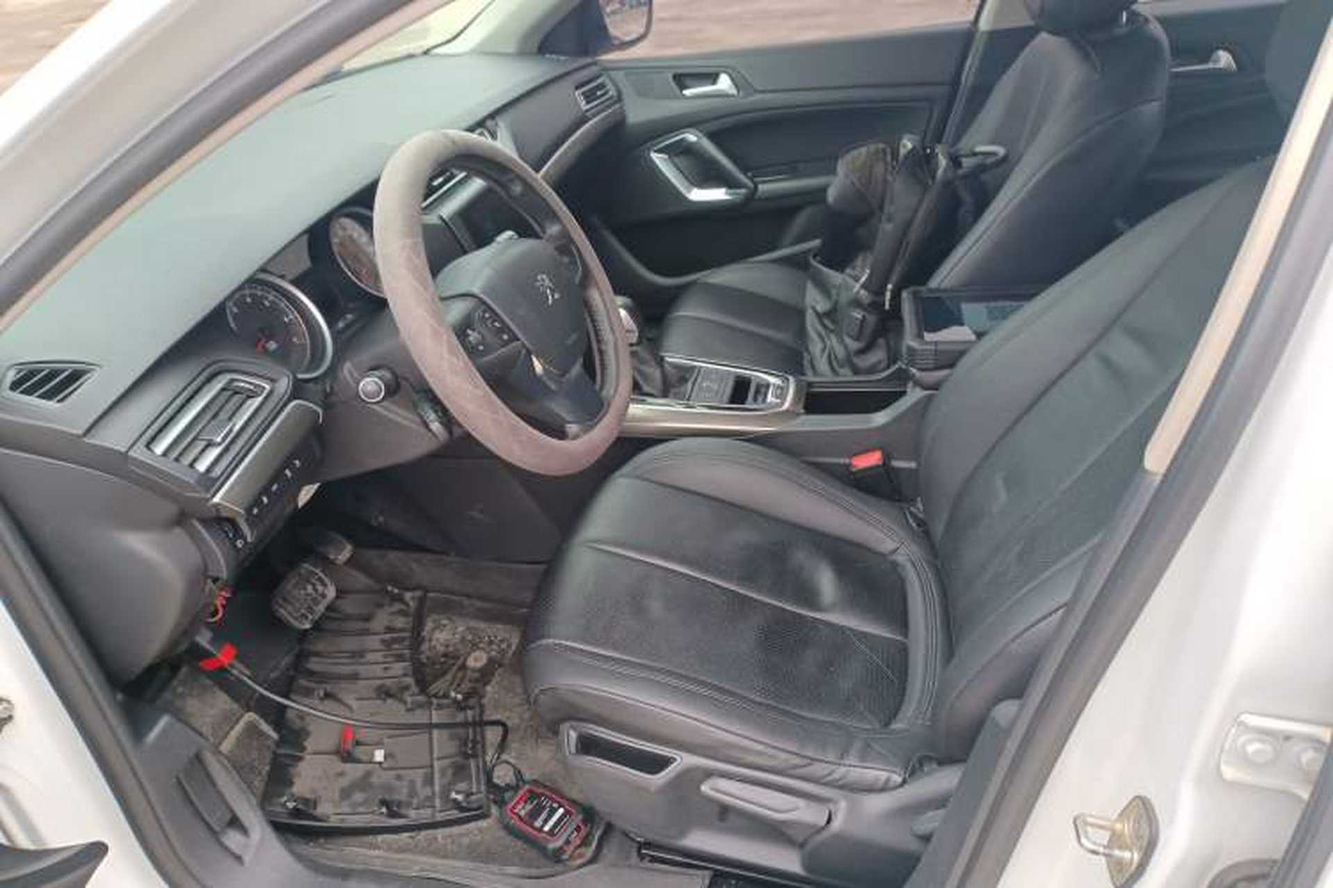 Used Peugeot 408 2018 350THP Automatic Luxury Edition Left Front Seat