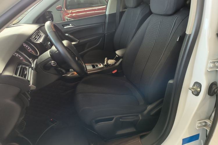 Used Peugeot 408 2018 350THP Automatic Luxury Edition Left Front Seat