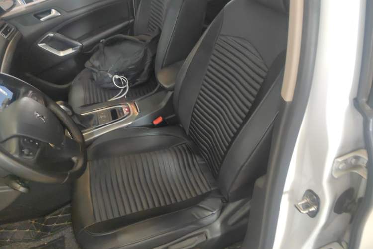 Used Peugeot 408 2018 350THP Automatic Luxury Edition Left Front Seat
