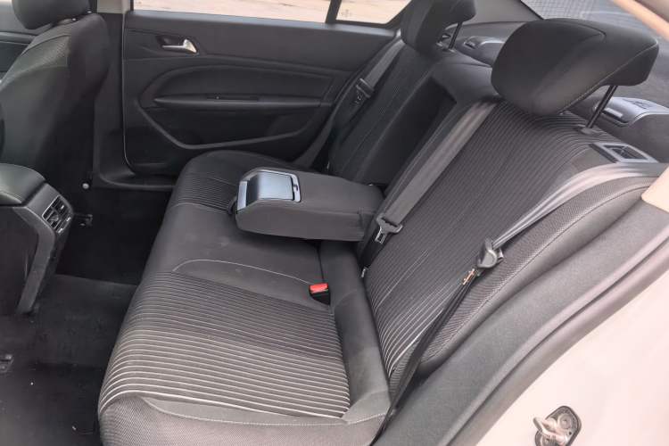 Used Peugeot 408 2018 350THP Automatic Luxury Edition Left Rear Seat