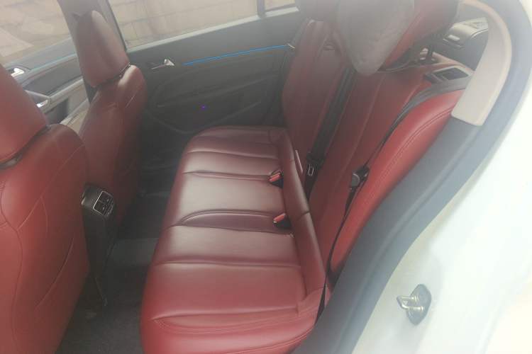 Used Peugeot 408 2018 350THP Automatic Luxury Edition Left Rear Seat