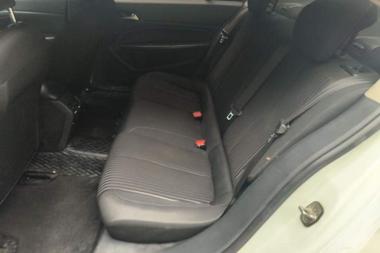 Used Peugeot 408 2018 Revised Version 1.8L Automatic Luxury Edition Left Rear Seat