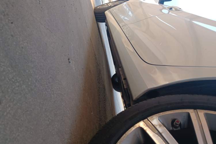Used Peugeot 408 2018 350THP Automatic Luxury Edition Left Side Sill