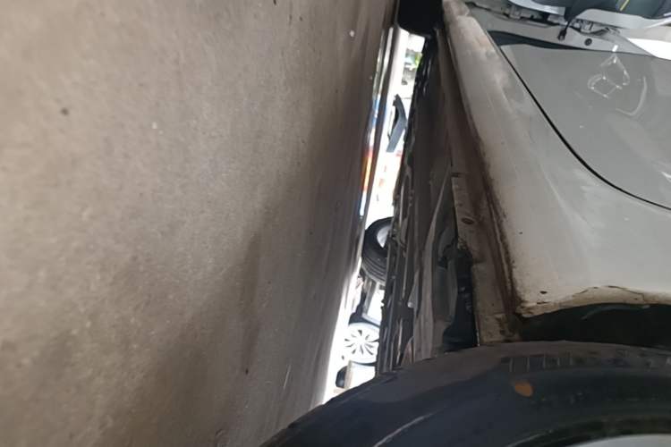 Used Peugeot 408 2018 350THP Automatic Luxury Edition Left Side Sill