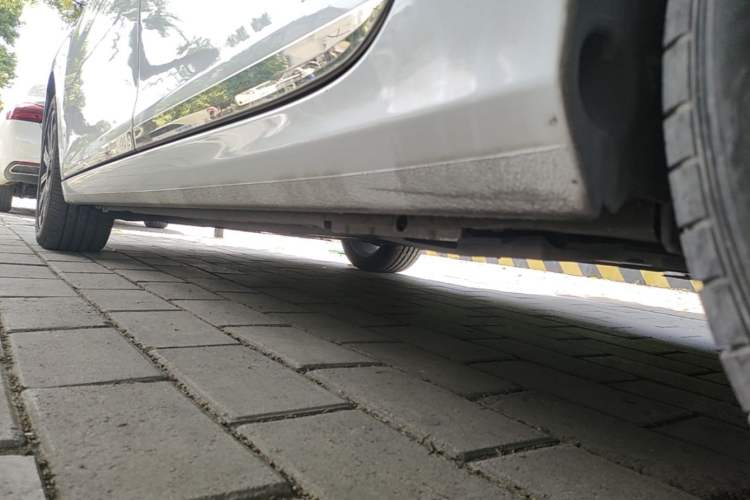 Used Peugeot 408 2018 Revised 350THP Automatic Luxury Edition Left Side Sill