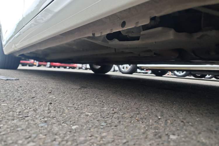 Used Peugeot 408 2018 Revised 350THP Automatic Luxury Edition Left Side Sill