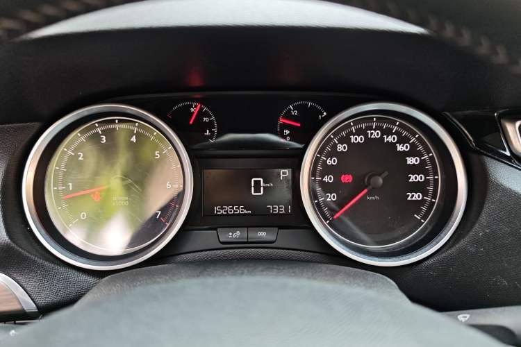 Used Peugeot 408 2018 Revised 350THP Automatic Luxury Edition Odometer Close Up