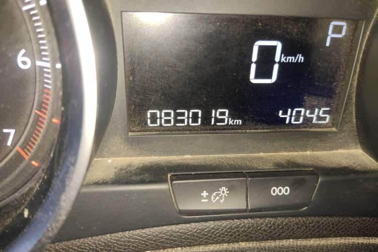Used Peugeot 408 2018 Revised 350THP Automatic Luxury Edition Odometer Close Up