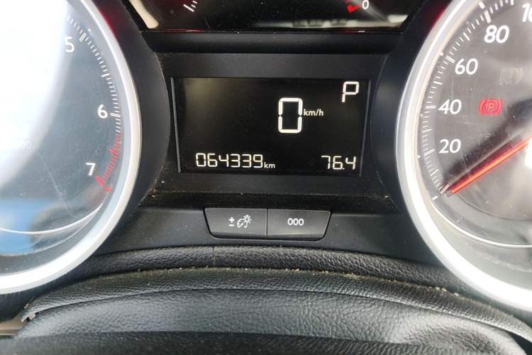 Used Peugeot 408 2018 350THP Automatic Luxury Edition Odometer Close Up